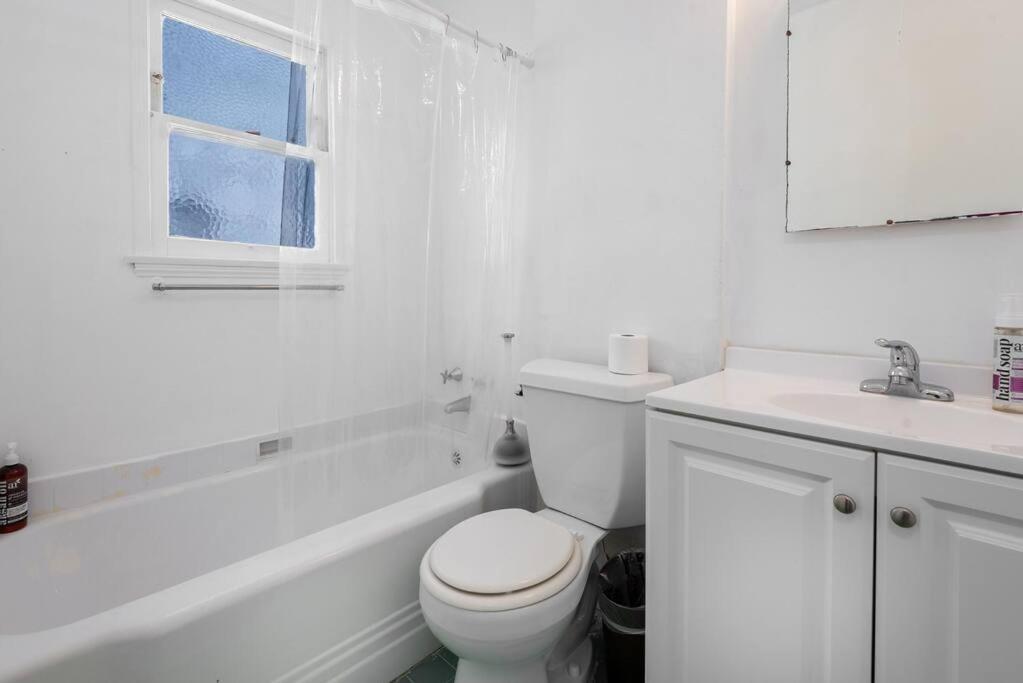 Apartment Chic Apt. With Hot Tub - Ultimate La Experience