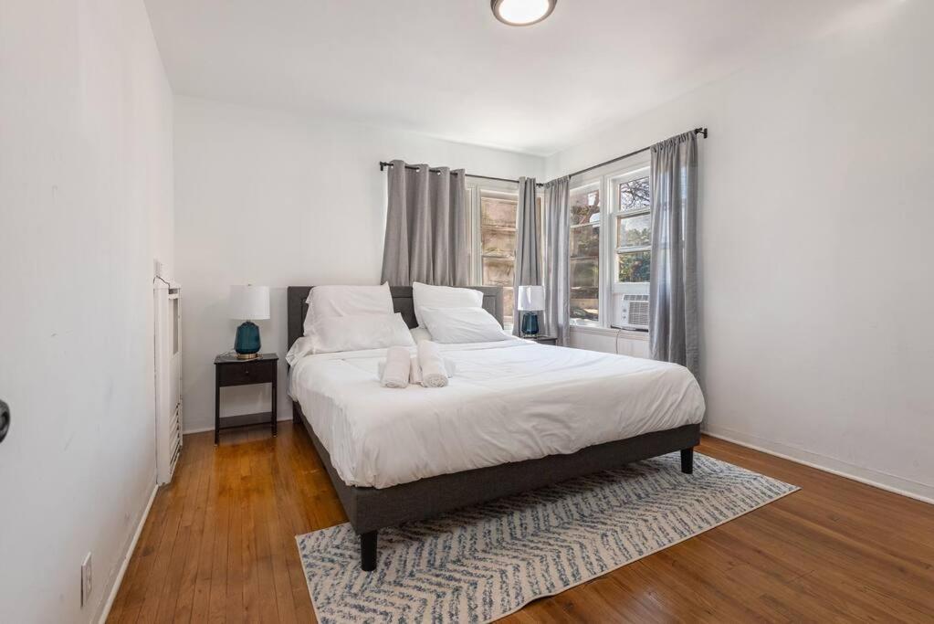 Chic Apt. With Hot Tub - Ultimate La Experience * Los Angeles